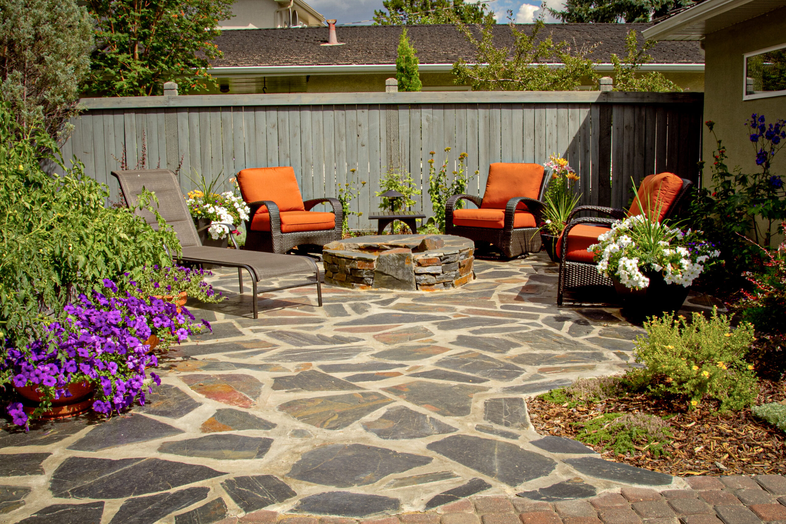 Edmonton_Landscaping_Patios_Rock_Gardens_Decks_25