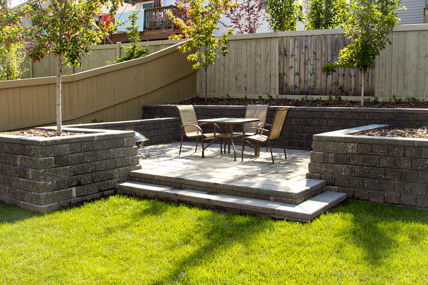 Edmonton_Landscaping_Patios_Rock_Gardens_Decks_8